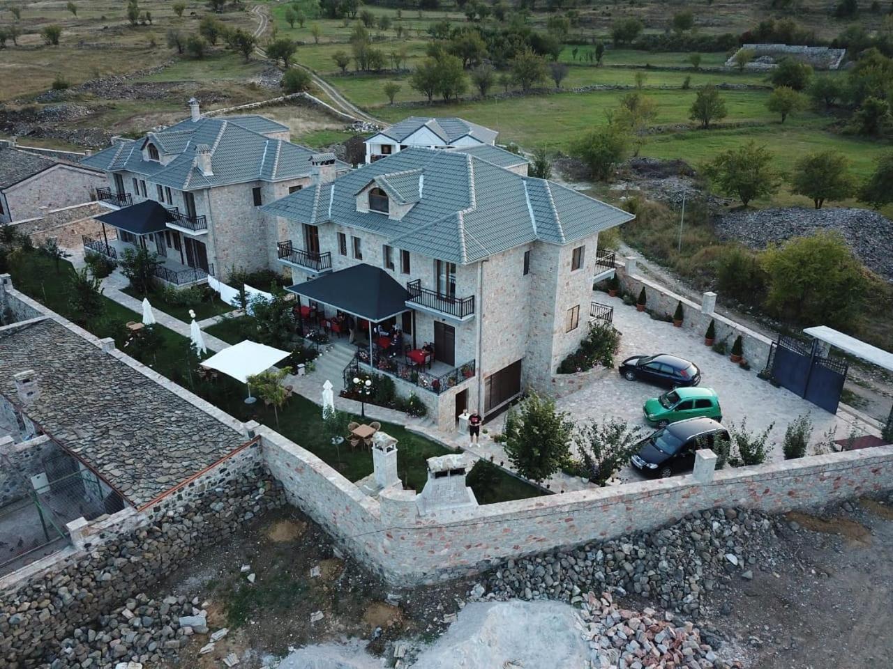 Vila Panorama Voskopoje Hotel Екстериор снимка