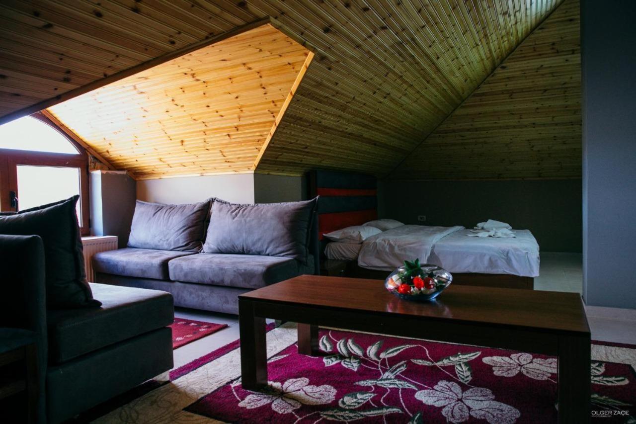 Vila Panorama Voskopoje Hotel Екстериор снимка