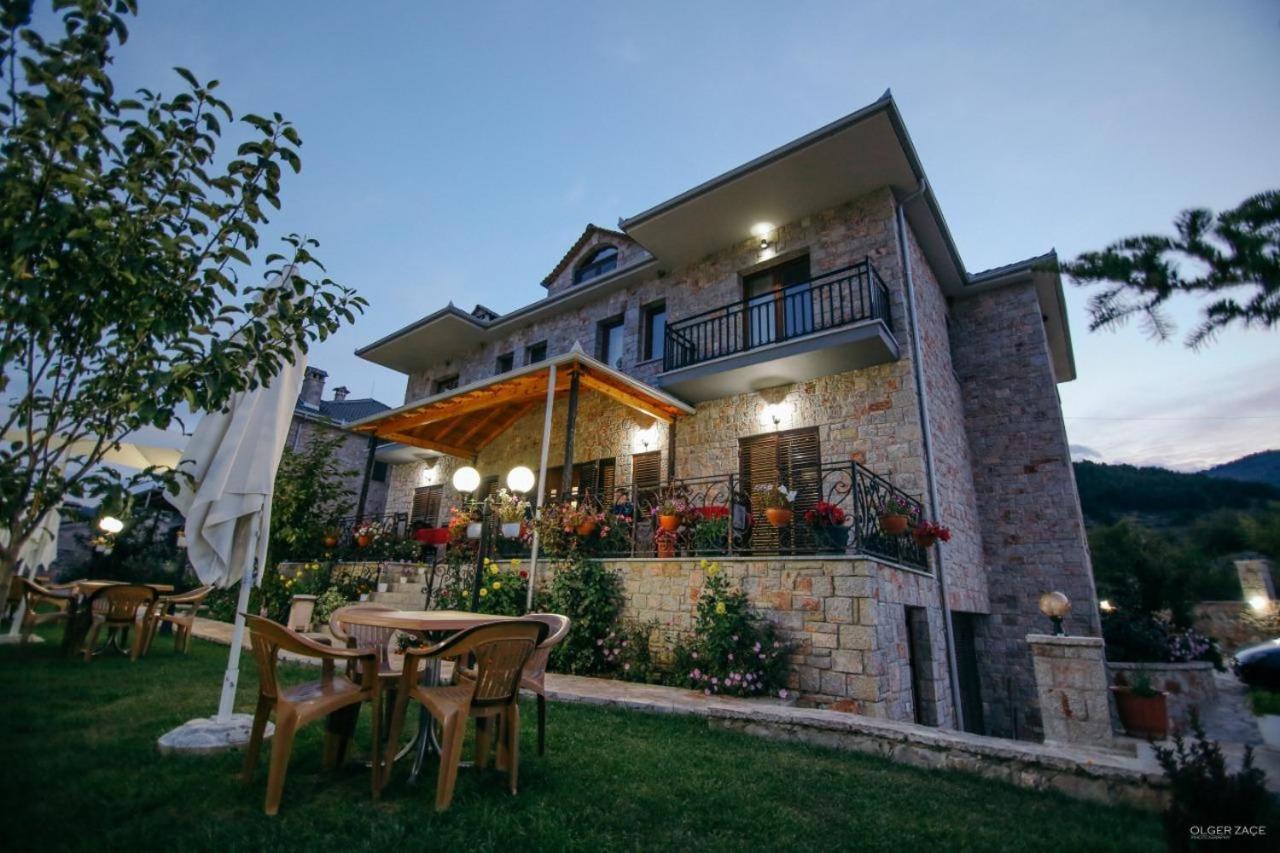Vila Panorama Voskopoje Hotel Екстериор снимка