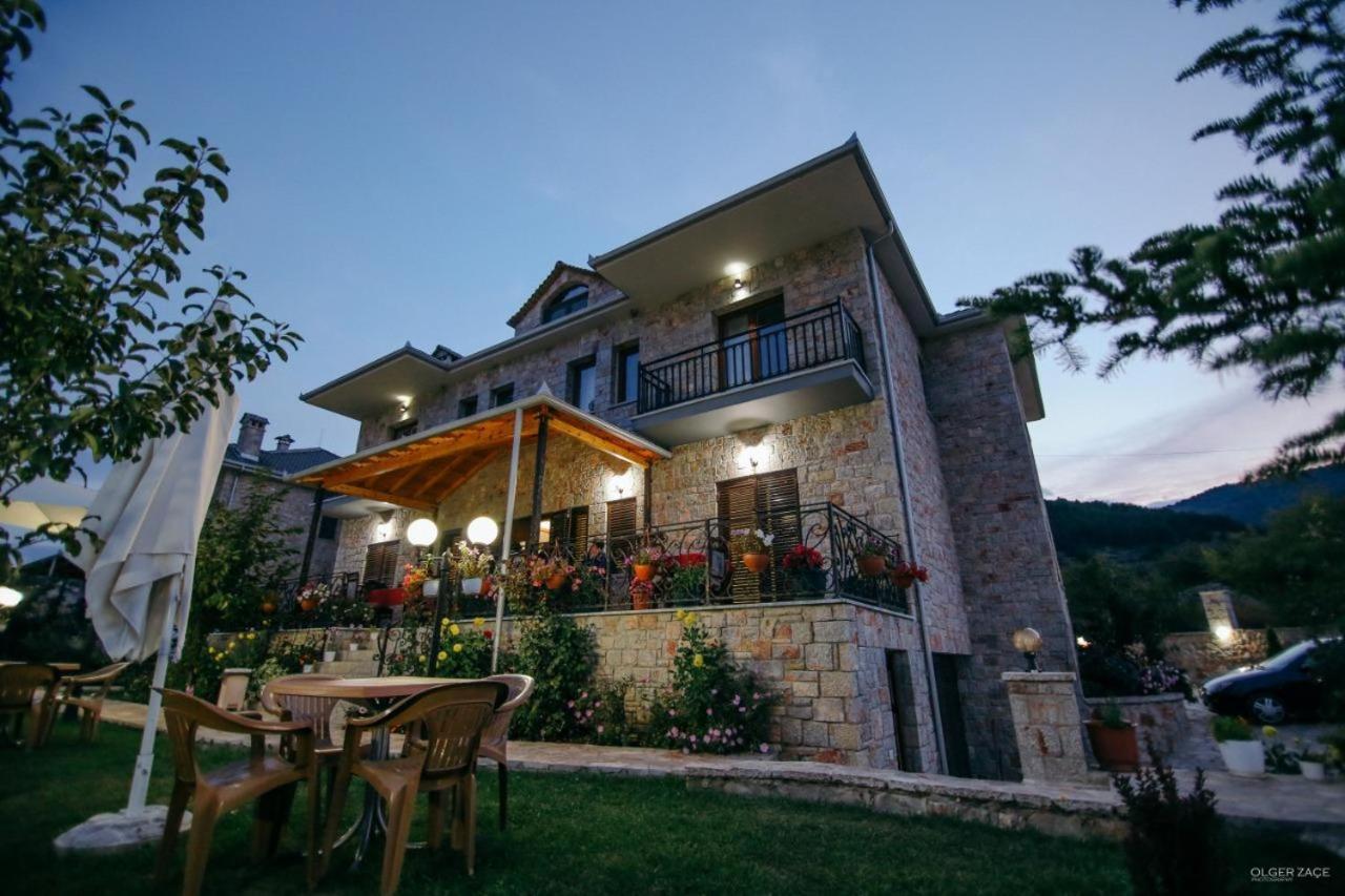 Vila Panorama Voskopoje Hotel Екстериор снимка